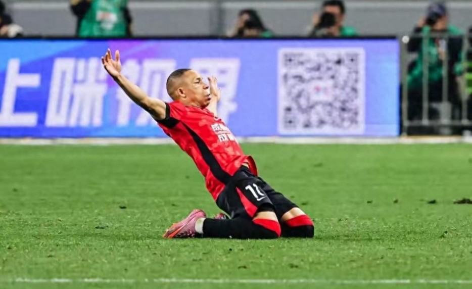 大膽預測！4名澳大利亞教圍獵中超冠軍，成都蓉城最有冠軍相