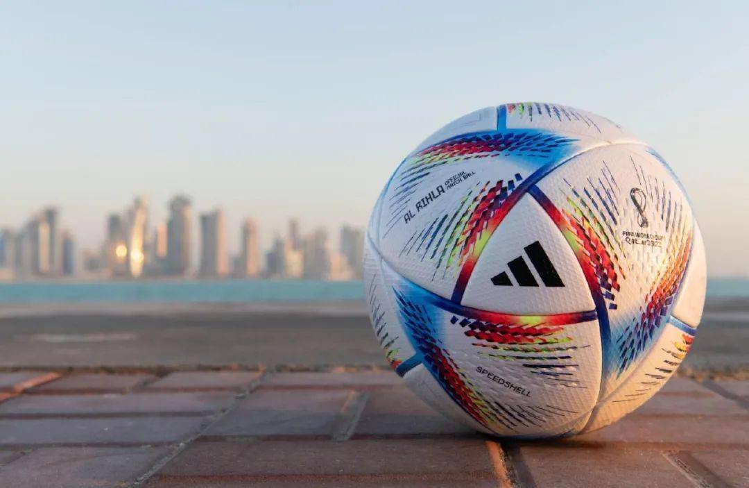 adidas黃金戰(zhàn)靴梅西最后之旅_世界杯32支球隊(duì)卡塔爾開(kāi)踢_(dá)耐克阿迪世界杯歷史