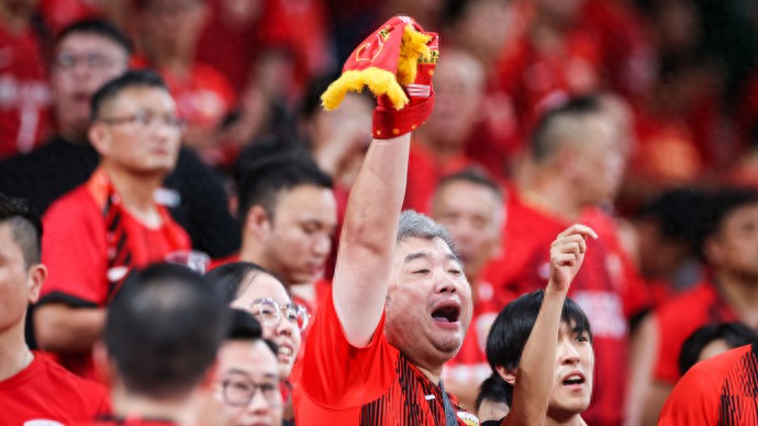 全新改制的亞冠精英聯(lián)賽開戰(zhàn)，三駿捍衛(wèi)中超榮譽，海港拒絕輸巴吞聯(lián)式鬧劇？